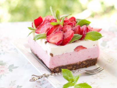Voćna torta sa jogurtom